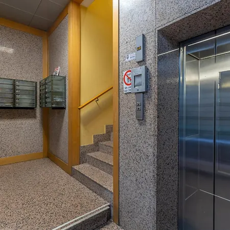 Guesthost - Bright - Your Nest In Apartment *