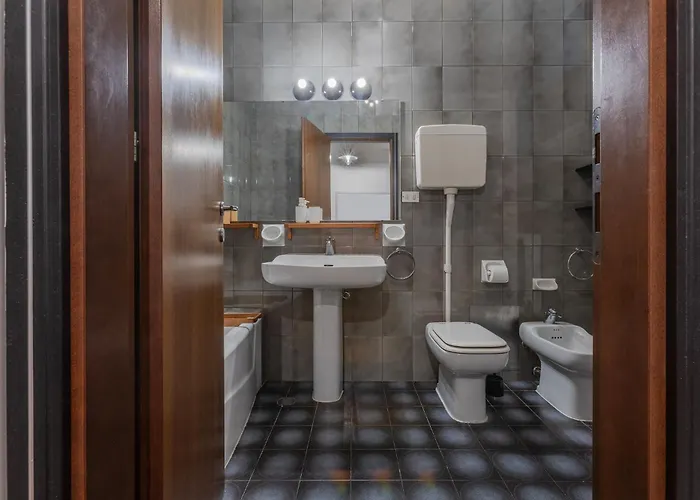 Guesthost - Bright - Your Nest In Apartment
