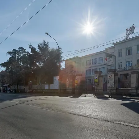 Guesthost - Bright - Your Nest In Bolonia